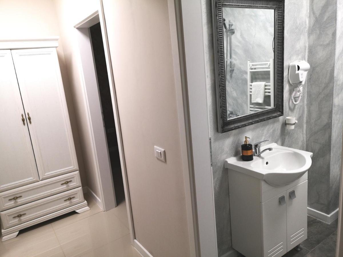 Yns Rooms Iasi Luaran gambar